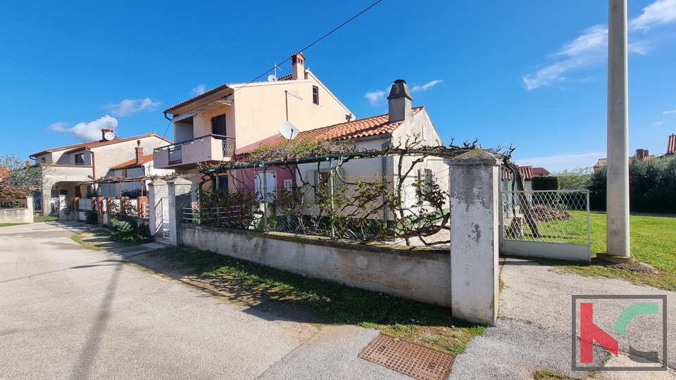 Istria, Banjole, house 48m2 on 125m2 garden, for adaptation, #sale