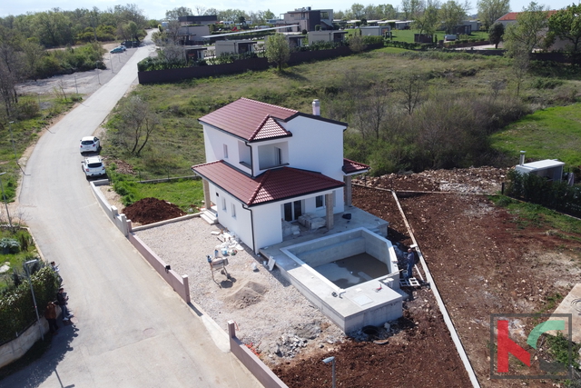 Istra, Buje, Kuća s bazenom u lijepom Istarskom krajoliku, #prodaja