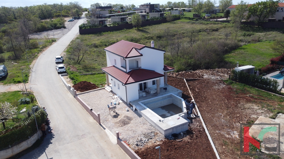 Istra, Buje, Hiša z bazenom v prelepi istrski pokrajini, #prodaja