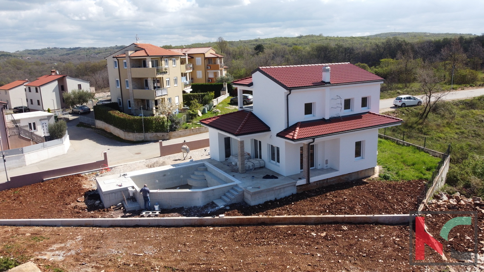 Istra, Buje, Hiša z bazenom v prelepi istrski pokrajini, #prodaja