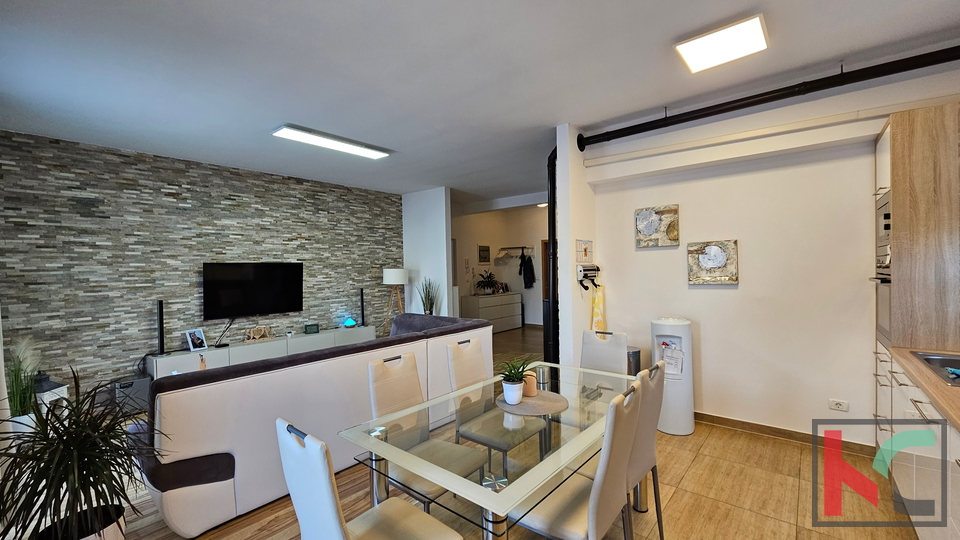 Istria, Fažana, Valbandon, modern furnished apartment 88.23 m2 with three bedrooms and two bathrooms, #sale