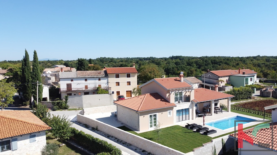 Kanfanar, detached smart house of 186m2 with separate apartment and swimming pool #sale