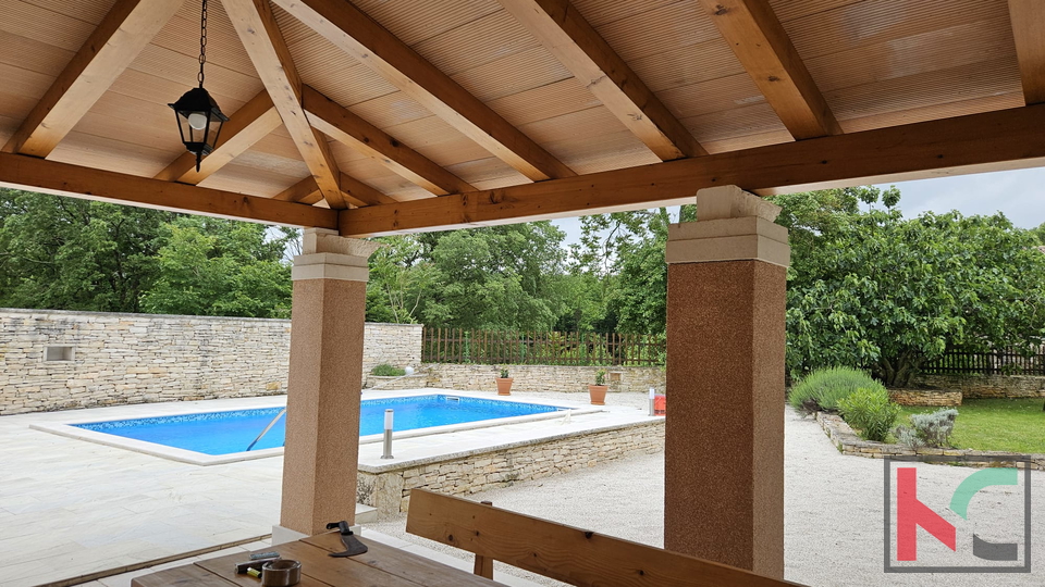 Istria, Gimino, casa indipendente con piscina di 120m2 e ampio giardino di 100m2 #vendita