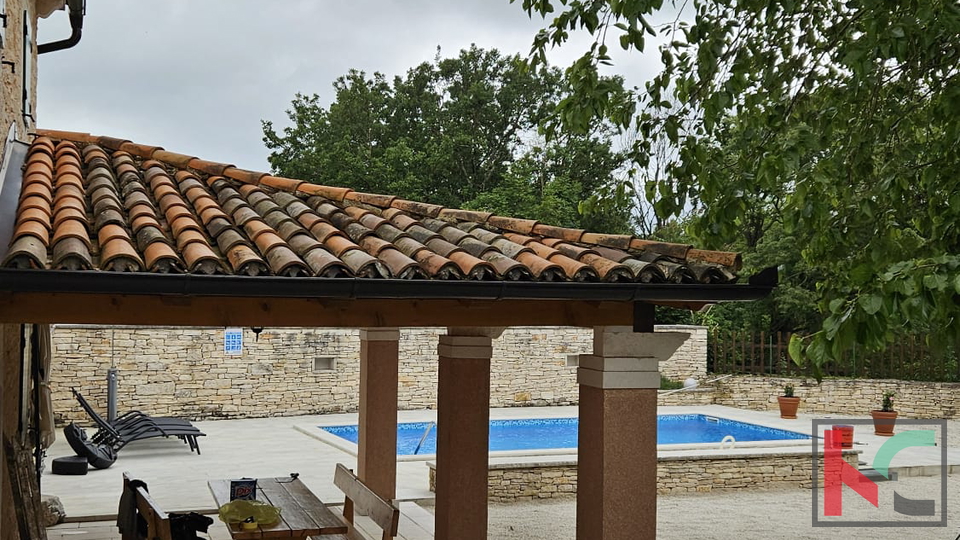 Istria, Gimino, casa indipendente con piscina di 120m2 e ampio giardino di 100m2 #vendita