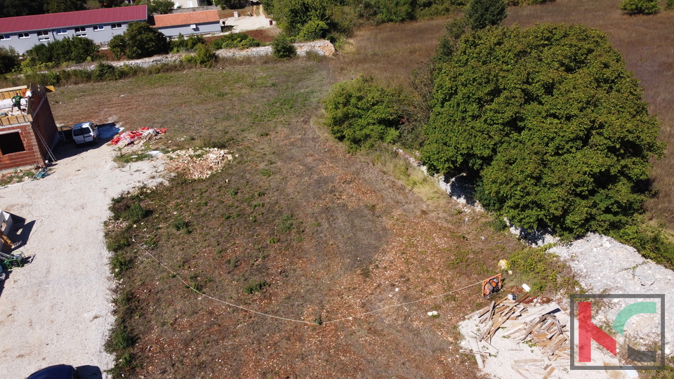 Istria, Svetvinčenat, building plot 513 m2 with building permit, #sale