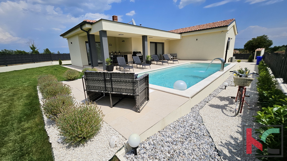 Istrien, modern eingerichtete Villa in ruhiger Lage mit Blick auf den Naturpark Učka, #Verkauf