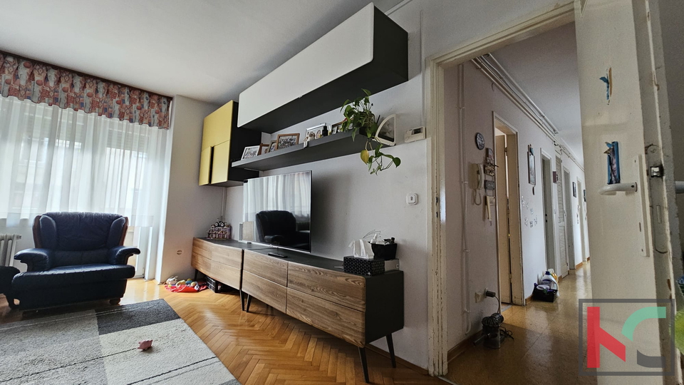 Pula, Monte Zaro, geräumige Wohnung 2 Schlafzimmer + Wohnzimmer 81,84 m2 #Verkauf