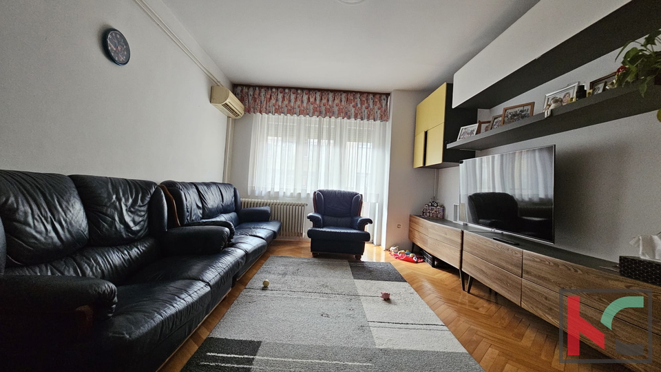 Pula, Monte Zaro, geräumige Wohnung 2 Schlafzimmer + Wohnzimmer 81,84 m2 #Verkauf