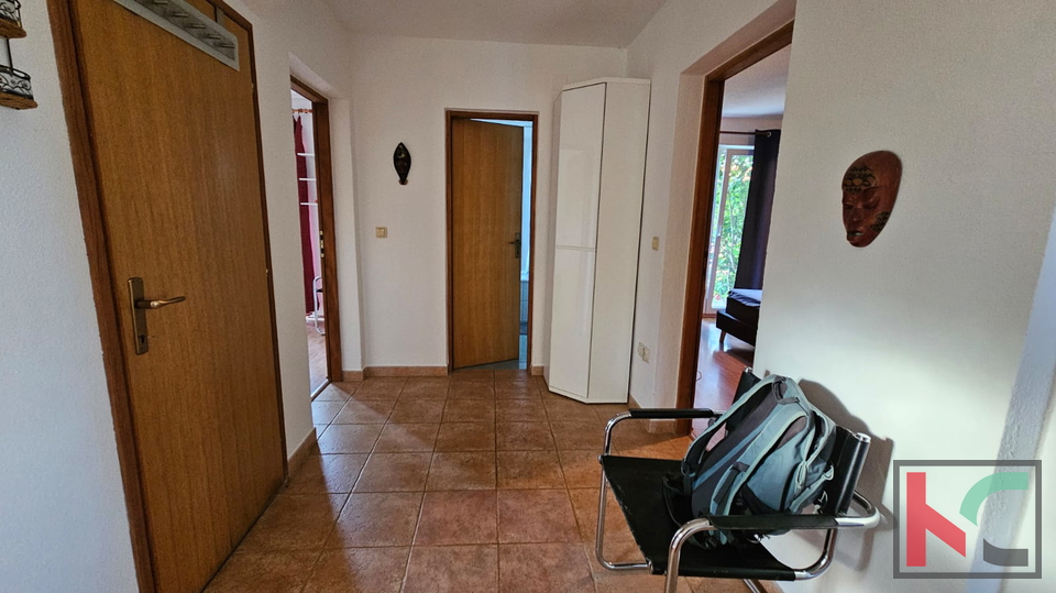 Ližnjan, Valtura, samostojna hiša z dvema apartmajema #prodaja