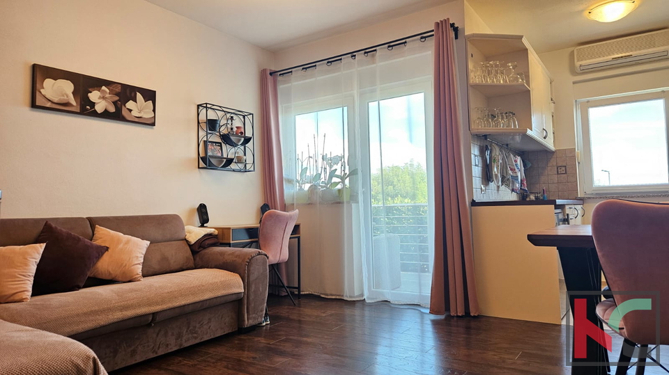 Rovinj, apartment on the upper ground floor 2SS+DB, garage, storage room and parking space #sale