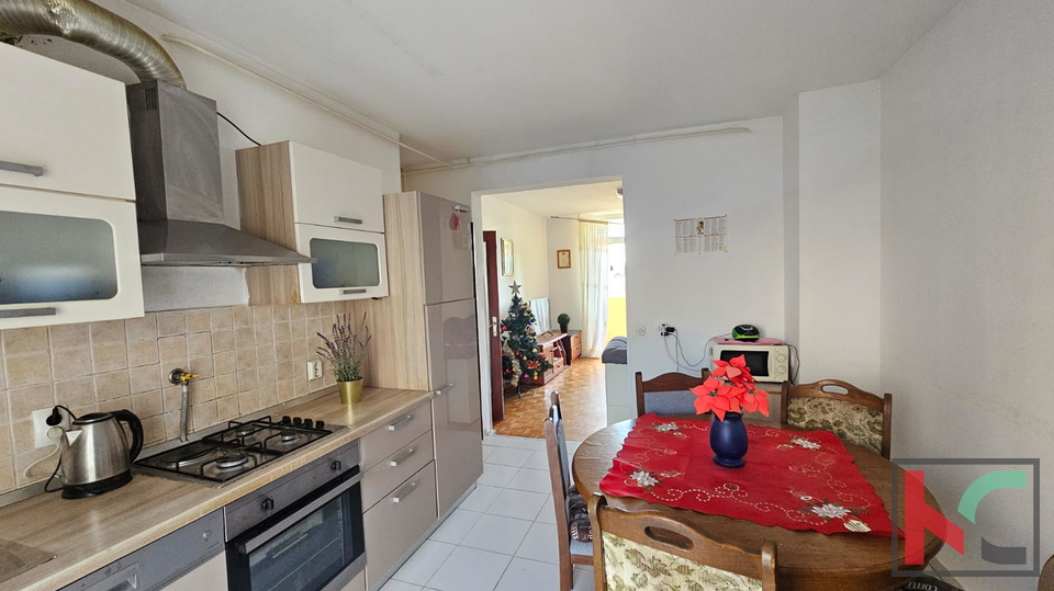 Istria, Pola, Vidikovac, appartamento 2SS+DB 68,97 m2, balcone chiuso, #vendita