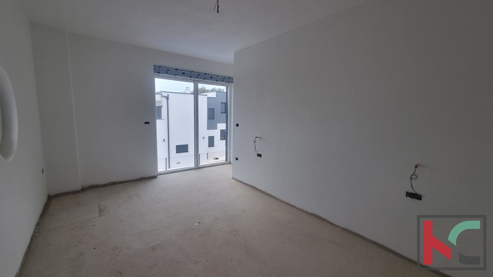 Istra, Ližnjan, moderna duplex kuća, 180m2 sa bazenom, # prodaja