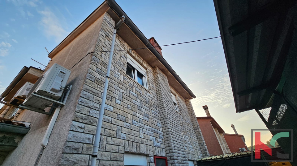 Pula, Valdebek, house with 6 rooms with established business premises #sale