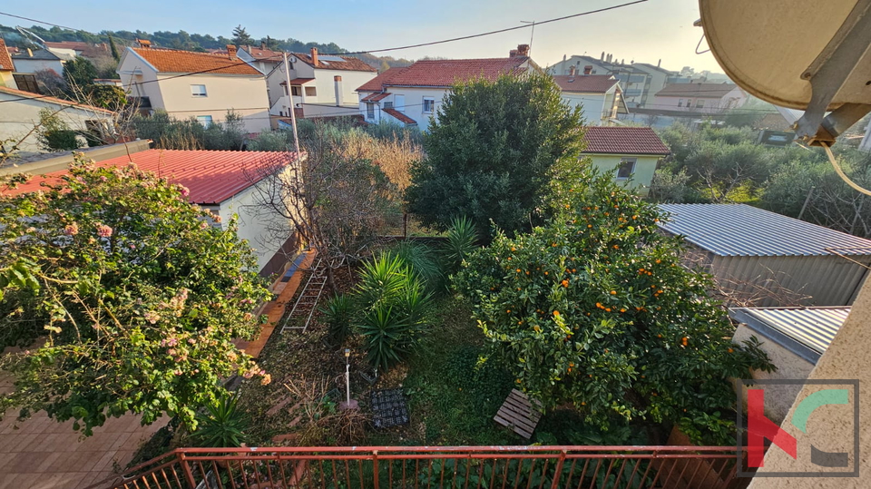 Pula, Valdebek, house with 6 rooms with established business premises #sale