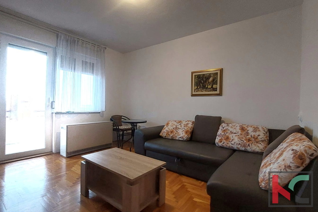 Pula, Center, apartma 54, 46 m2 s pogledom na morje in Areno, #prodamo