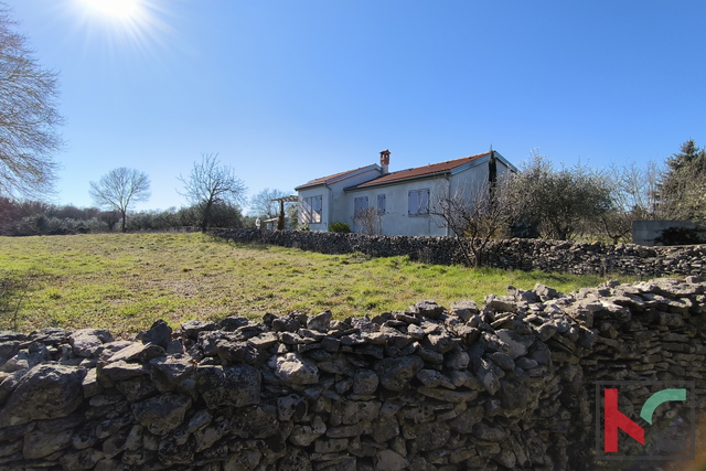 KRNICA, OKOLICA, ZAZIDLJIVO ZEMLJIŠČE 1336m2 #PRODAJA