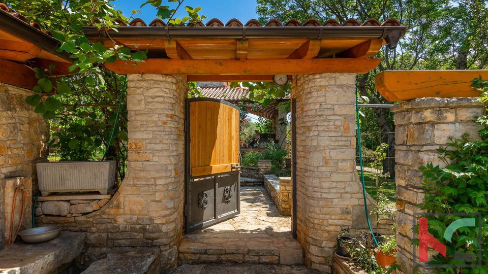 ISTRA&comma; SVETVIN&Ccaron;ENAT&comma;  MALO ISTARSKO IMANJE&comma; &num;PRODAJA