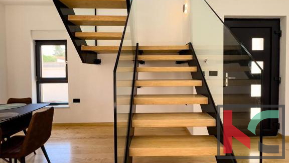 ISTRA&comma; LI&Zcaron;NJAN&comma;  VILLA SA BAZENOM &num;PRODAJA