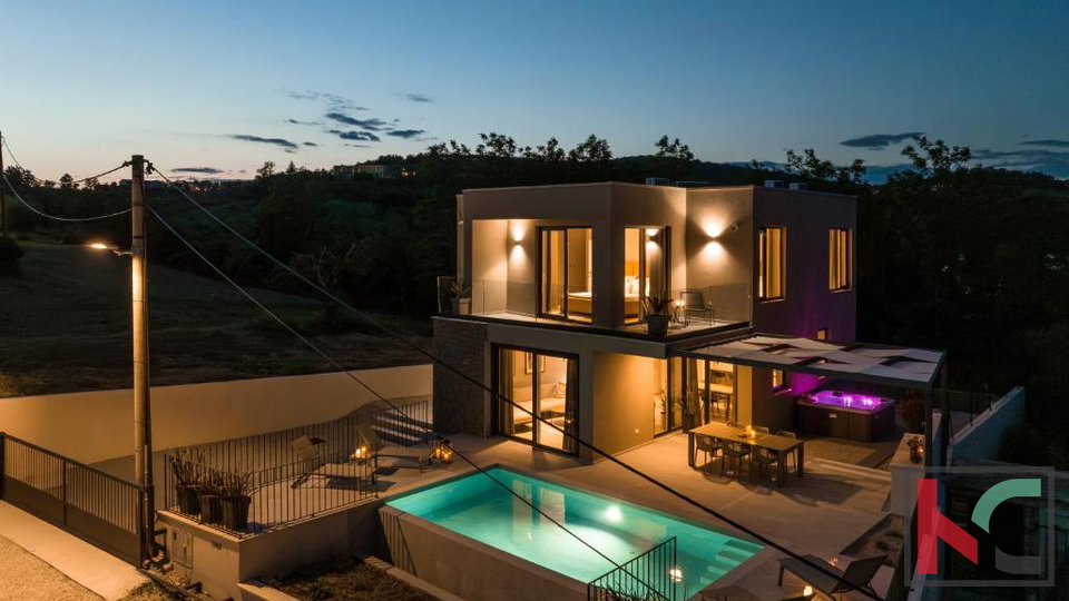 BUJE&comma; SAMOSTOJE&Cacute;A KU&Cacute;A SA POGLEDOM NA GRO&Zcaron;NJAN &num;PRODAJA