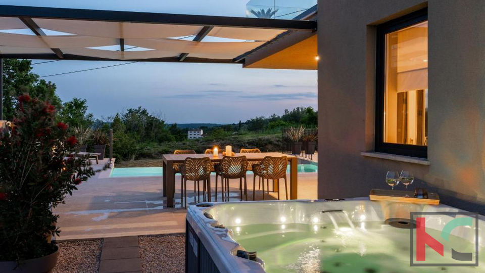 BUJE&comma; SAMOSTOJE&Cacute;A KU&Cacute;A SA POGLEDOM NA GRO&Zcaron;NJAN &num;PRODAJA