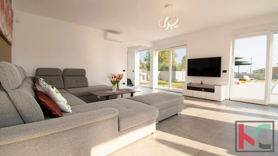 ISTRA&comma; VODNJAN&comma; MODERNA VILA 250m2 SA POGLEDOM NA MORE&comma; &num;PRODAJA