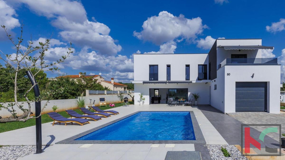 ISTRA, VODNJAN, LUKSUZNA VILA S BAZENOM, #PRODAJA