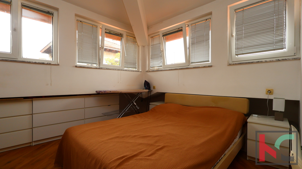 PULA&comma; CENTAR&comma; STAN 37&comma;17m2 &num;PRODAJA