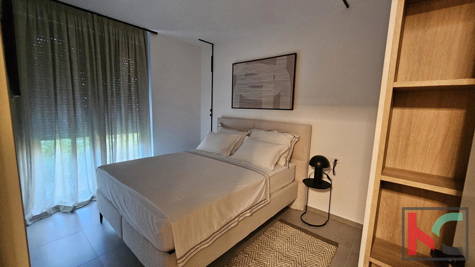 Istra&comma; Pula&comma; Valdebek&comma; udobno dru&zcaron;insko stanovanje 3s&plus;dnevna soba&comma; &num;prodaja