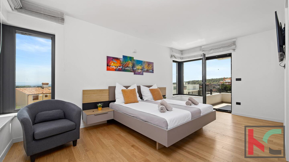 LIŽNJAN, KUĆA SA BAZENOM I POGLEDOM NA MORE#PRODAJA