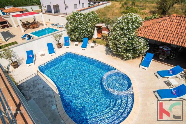 Hiša, 350 m2, Prodaja, Pula - Valdebek