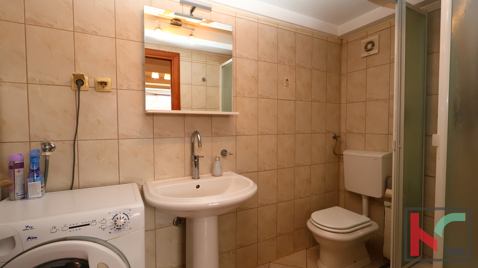 PULA&comma; CENTAR&comma; STAN 37&comma;17m2 &num;PRODAJA