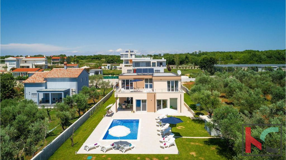 ISTRA&comma; VODNJAN&comma; MODERNA VILA 250m2 SA POGLEDOM NA MORE&comma; &num;PRODAJA