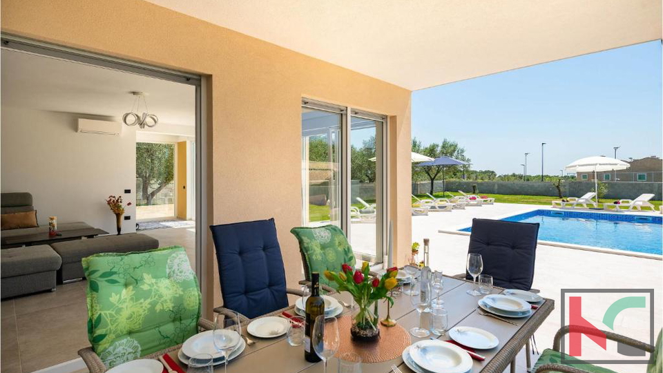 ISTRA&comma; VODNJAN&comma; MODERNA VILA 250m2 SA POGLEDOM NA MORE&comma; &num;PRODAJA