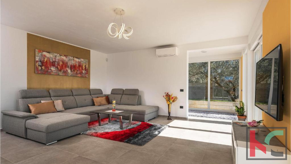 ISTRA&comma; VODNJAN&comma; MODERNA VILA 250m2 SA POGLEDOM NA MORE&comma; &num;PRODAJA