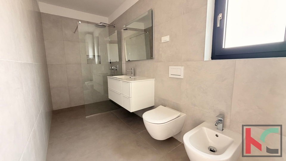 ISTRA&comma; LI&Zcaron;NJAN&comma;  KVALITETNA NOVOGRADNJA SA ODLI&Ccaron;NIM RASPOREDOM &num;PRODAJA