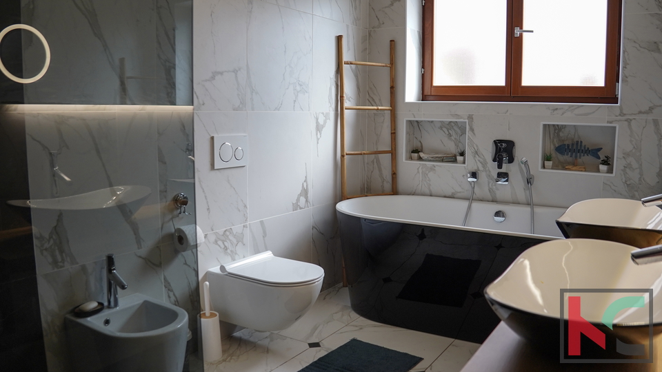 Apartment, 92 m2, For Sale, Rovinj