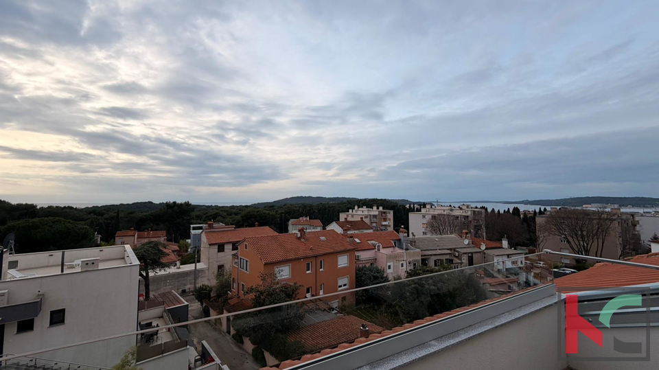 PULA&comma; STOJA&comma; EKSKLUZIVAN AUSTROUGARSKI STAN S DVORI&Scaron;TEM &num;PRODAJA