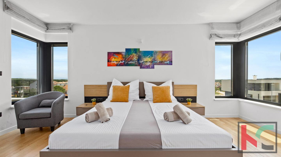 LIŽNJAN, KUĆA SA BAZENOM I POGLEDOM NA MORE#PRODAJA