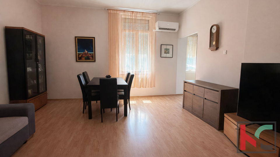Stanovanje&comma; 100 m2&comma; Prodaja&comma; Pula - Centar