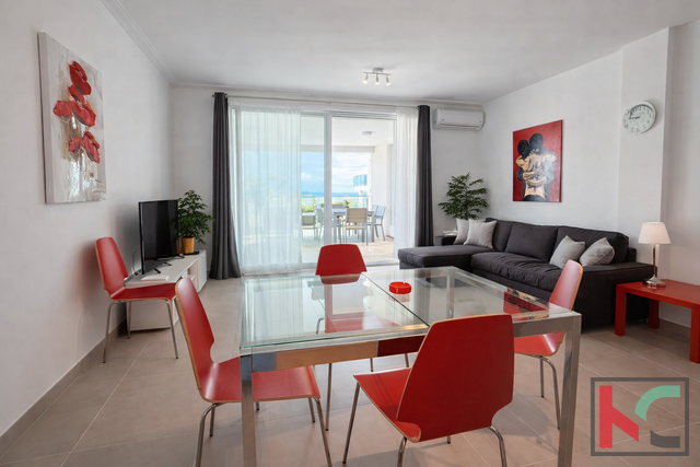 ISTRA, PEROJ, LIJEPI APARTMAN 2SS+DB S POGLEDOM NA MORE #PRODAJA