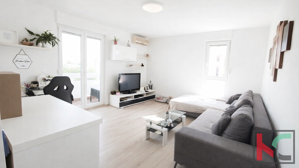 Pula&comma; &Scaron;ijana&comma; renovierte Dreizimmerwohnung in guter Lage&comma; Aufzug &num;Verkauf