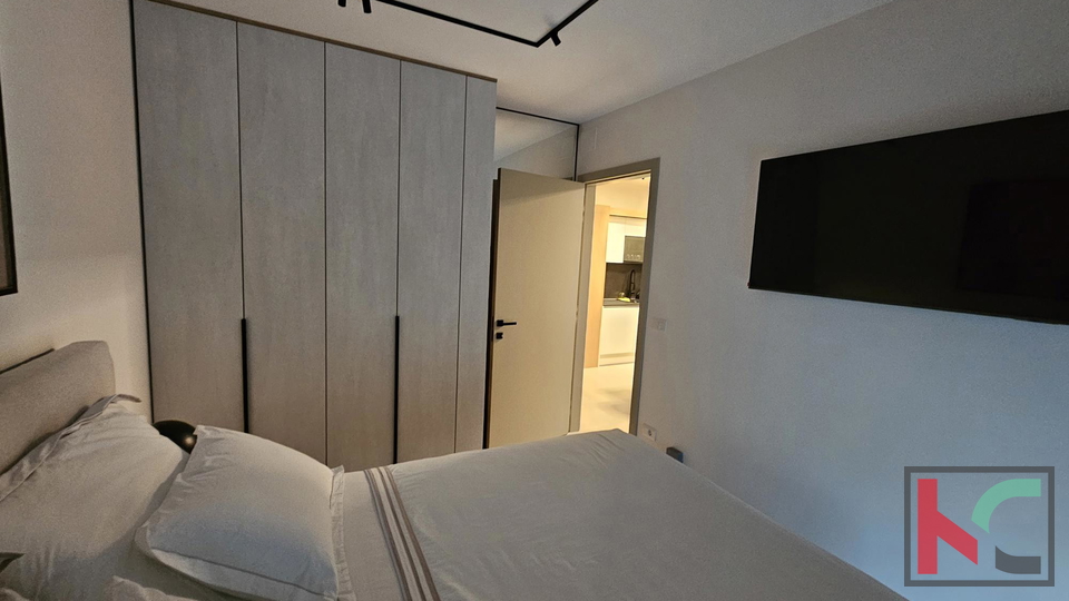 Istra&comma; Pula&comma; Valdebek&comma; udobno dru&zcaron;insko stanovanje 3s&plus;dnevna soba&comma; &num;prodaja