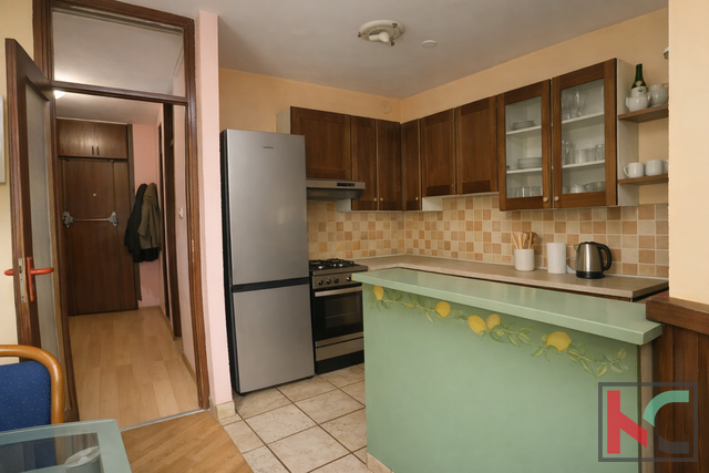 PULA, STOJA, SPACIOUS THREE-BEDROOM APARTMENT ON THE FIRST FLOOR #FOR SALE