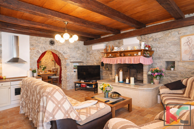 LANIŠĆE, UREĐENA KUĆA S BAZENOM #PRODAJA