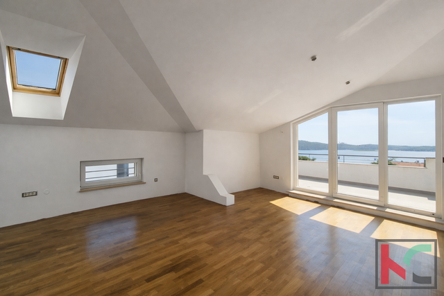 MEDULIN, PENTHOUSE 191 m2 SA POGLEDOM NA MORE #PRODAJA
