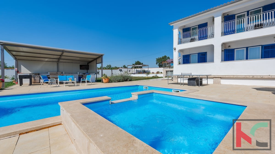 Hi&scaron;a&comma; 200 m2&comma; Prodaja&comma; &Zcaron;minj
