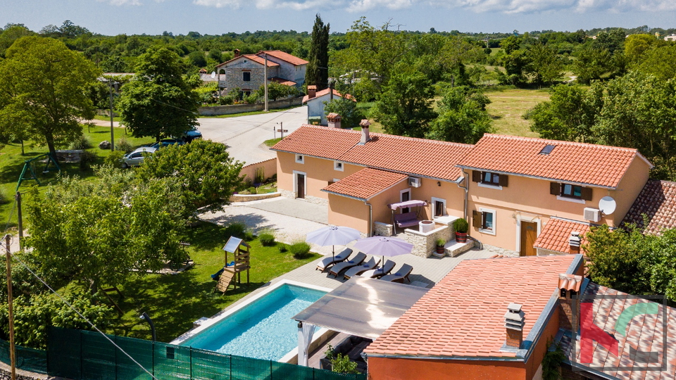 Haus&comma; 234 m2&comma; Verkauf&comma; &Zcaron;minj