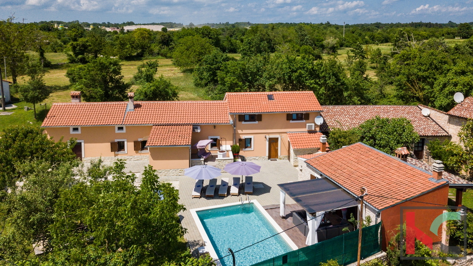 Haus&comma; 234 m2&comma; Verkauf&comma; &Zcaron;minj