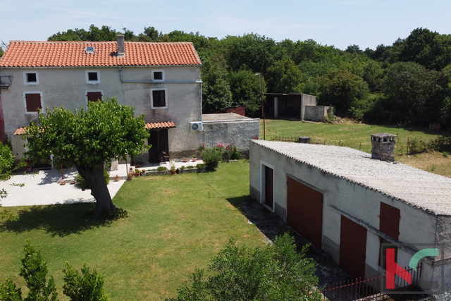 SVETVINČENAT, KAMNITA HIŠA S POGNOM NA ODLIČNI LOKACIJI #PRODAJA