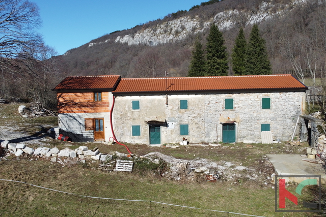 KAMENA KUĆA NA RUBU SELA #PRODAJA